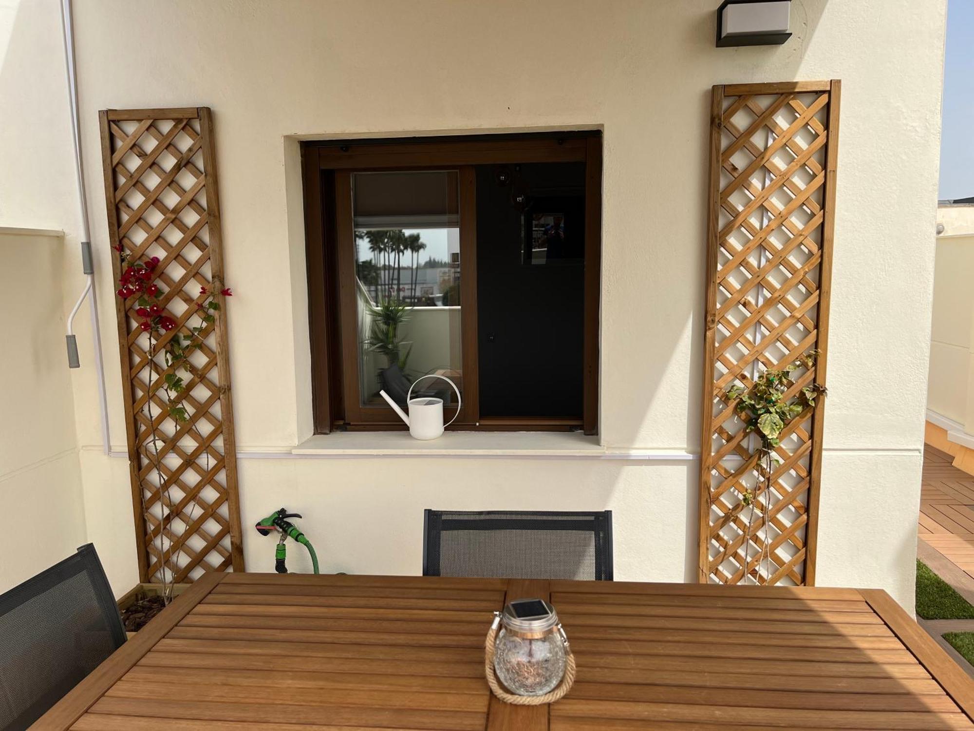 Duplex Con Terraza Privada Y Parking A 15 Minutos De Sevilla Dos Hermanas Buitenkant foto